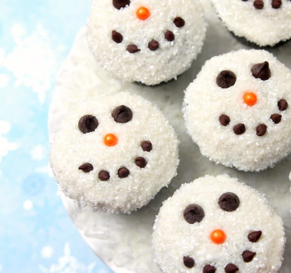 Easy Snowman Cupcakes