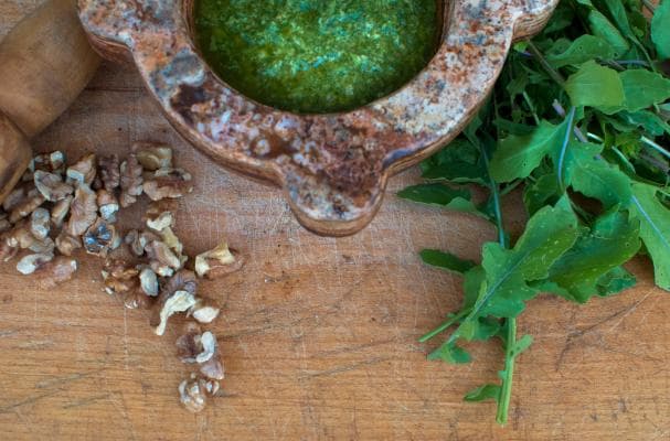 Tasty and Healthy: Arugula Walnut Pesto
