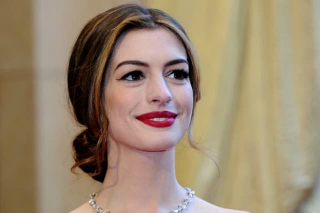 Is Anne Hathaway Only Eating 500 Calories a Day?