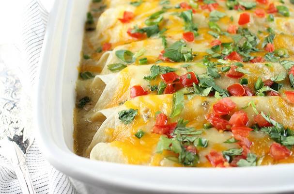 Foodista | Family Dinner: Cheesy Chicken Enchiladas