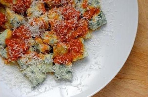 Spinach and Ricotta Gnudi With Tomato-Butter Sauce