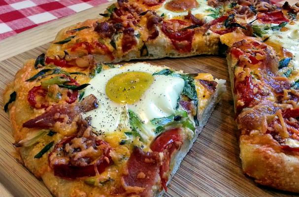 breakfast pizza