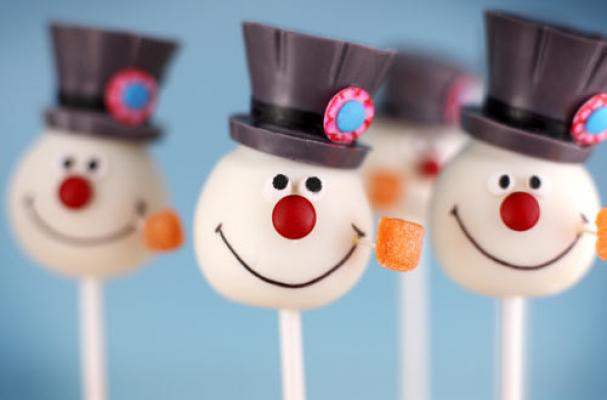 Frosty the Snowman Cake Pops