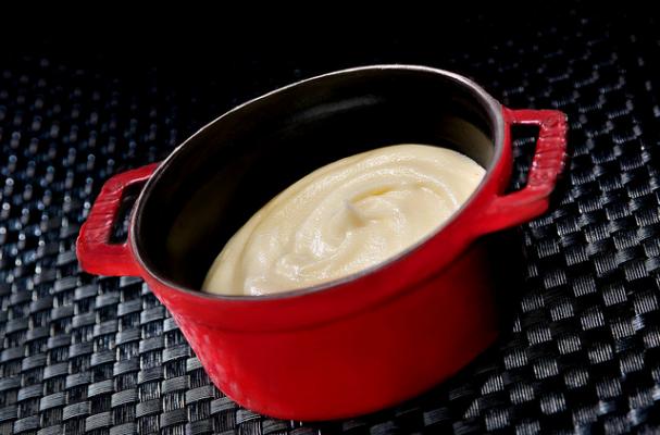 Joël Robuchon’s Famous Pommes Puree Recipe (Mashed Potatoes)