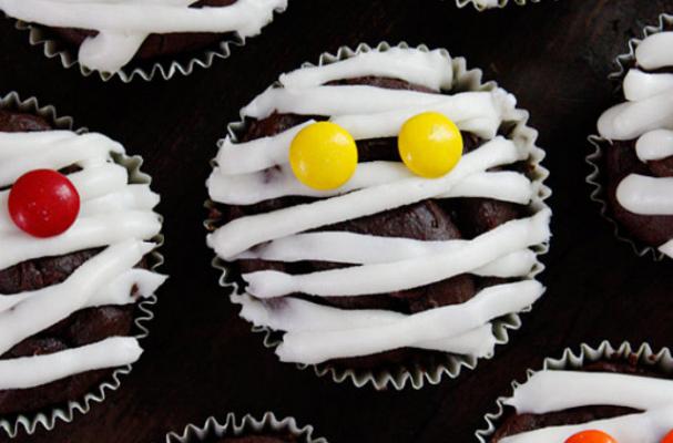 Low-Fat Chocolate Mummy Cupcakes