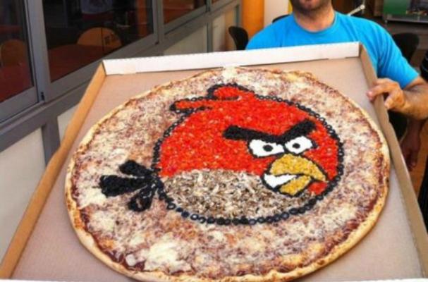 Angry Birds Pizza