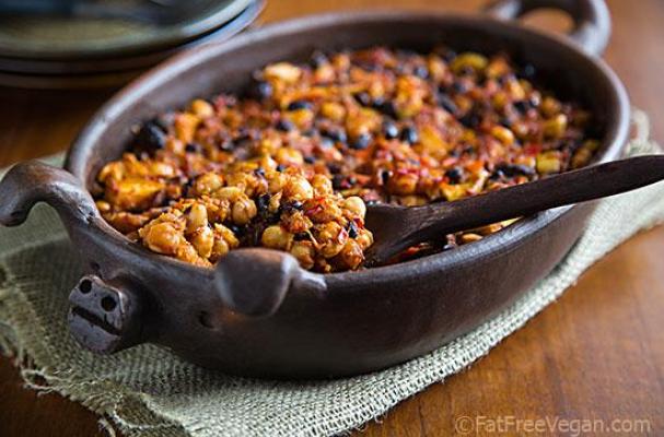 Smoky Apple Baked Beans