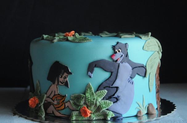 Nephew's birthday cake - vanilla sponge with a Jungle Book theme! : r/Baking
