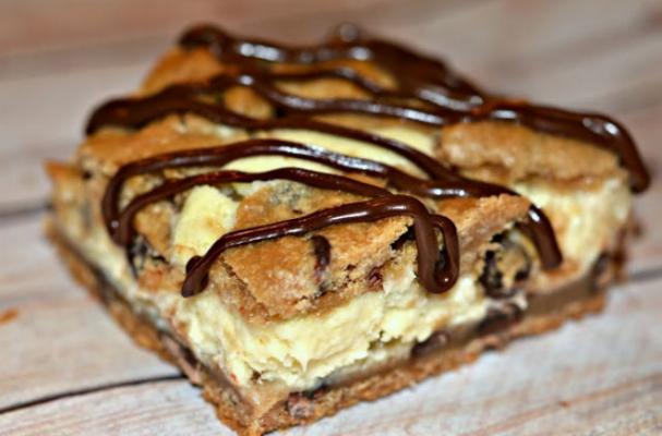 Cheesecake-Stuffed Chocolate Chip Cookie Bars
