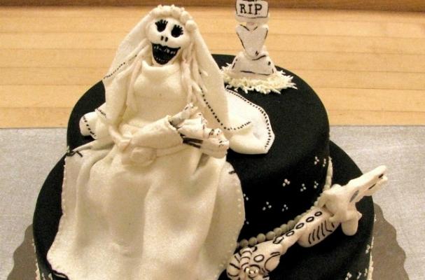 The Corpse Bride Cake is a Haunting Treat for Halloween
