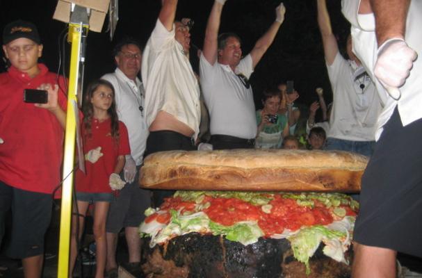 777 pound hamburger