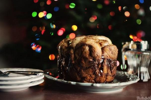 Slow Cooker Eggnog French Toast Monkey Bread