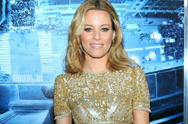 Elizabeth Banks Loves Hamburgers Topped with Eggs