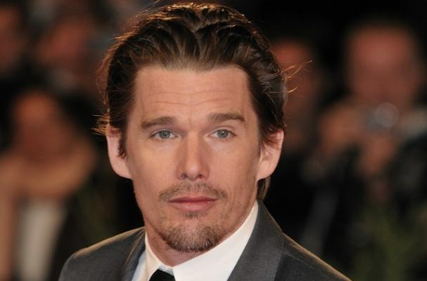 Ethan Hawke Dines Solo in New York