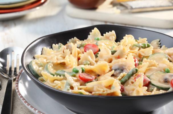 Foodista | Easy Meat-Free Farfalle with Vegetables