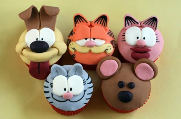 Garfield Cupcakes Detailed with Edible Pen