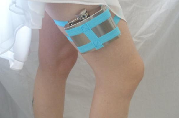 Flask Garter