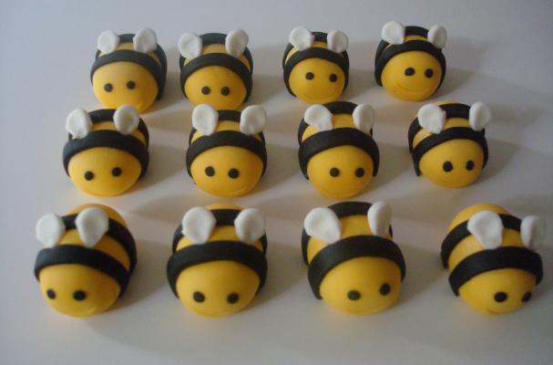 Bumblebee Cupcake Toppers