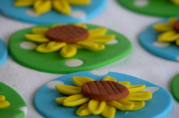 Summer Sunflower Cupcake Toppers