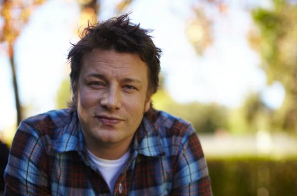 Jamie Oliver Compares Energy Drinks to Cocaine
