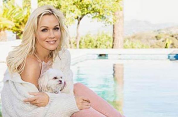 Jennie Garth Wants You to Stay Away From Fad Diets in 2013