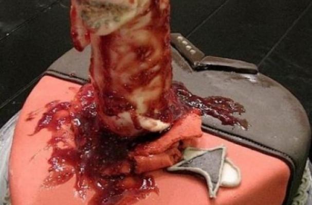 Alien Chestburster Cake 