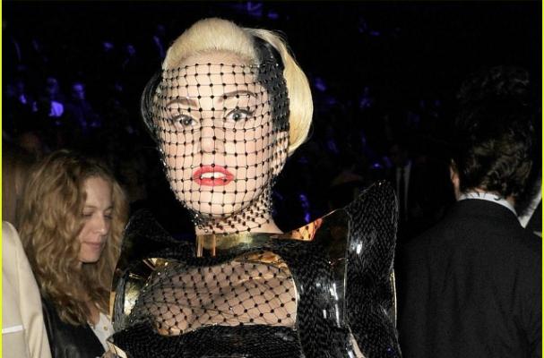 Lady Gaga Causes Controversy with 'Pop Stars Don't Eat' Tweet