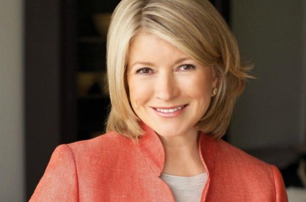 Martha Stewart Enoys the Food in Israel