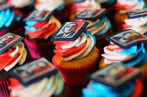 Obama Cupcakes Celebrate the President's Birthday