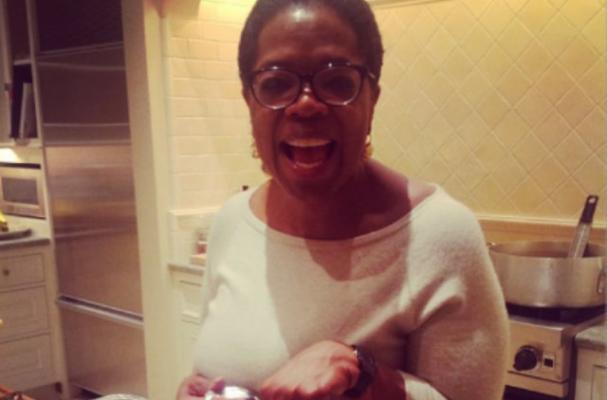 Oprah Shares Thanksgiving Meal with Twitter Followers