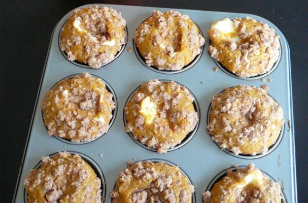 Fall-Friendly Treats: Pumpkin Cream Cheese Muffins