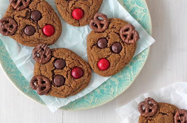 Foodista | Cute Reindeer Cookies