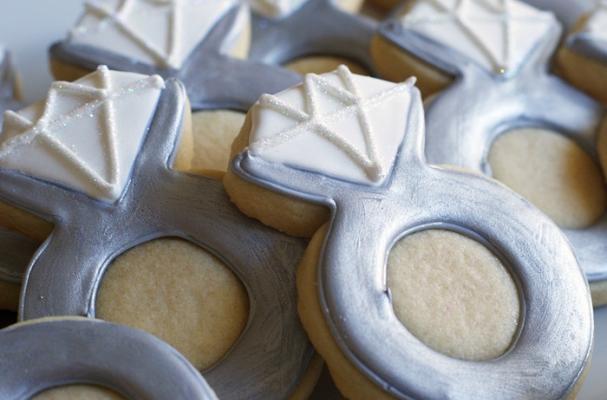 engagement ring cookies