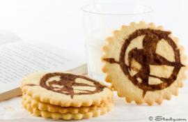 Thrilling Hunger Games Shortbread Cookies